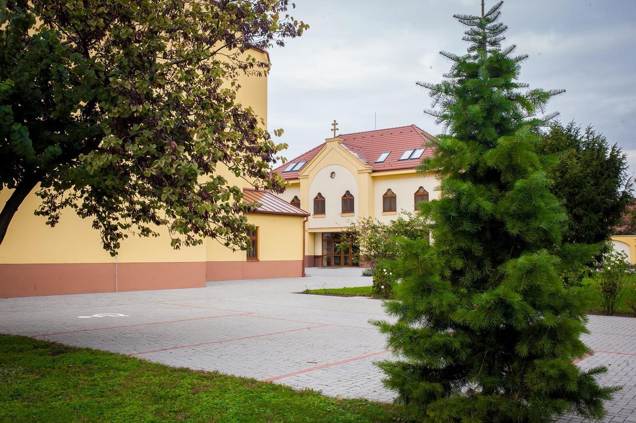 Mamre Szallo Hajduboszormeny Luaran gambar